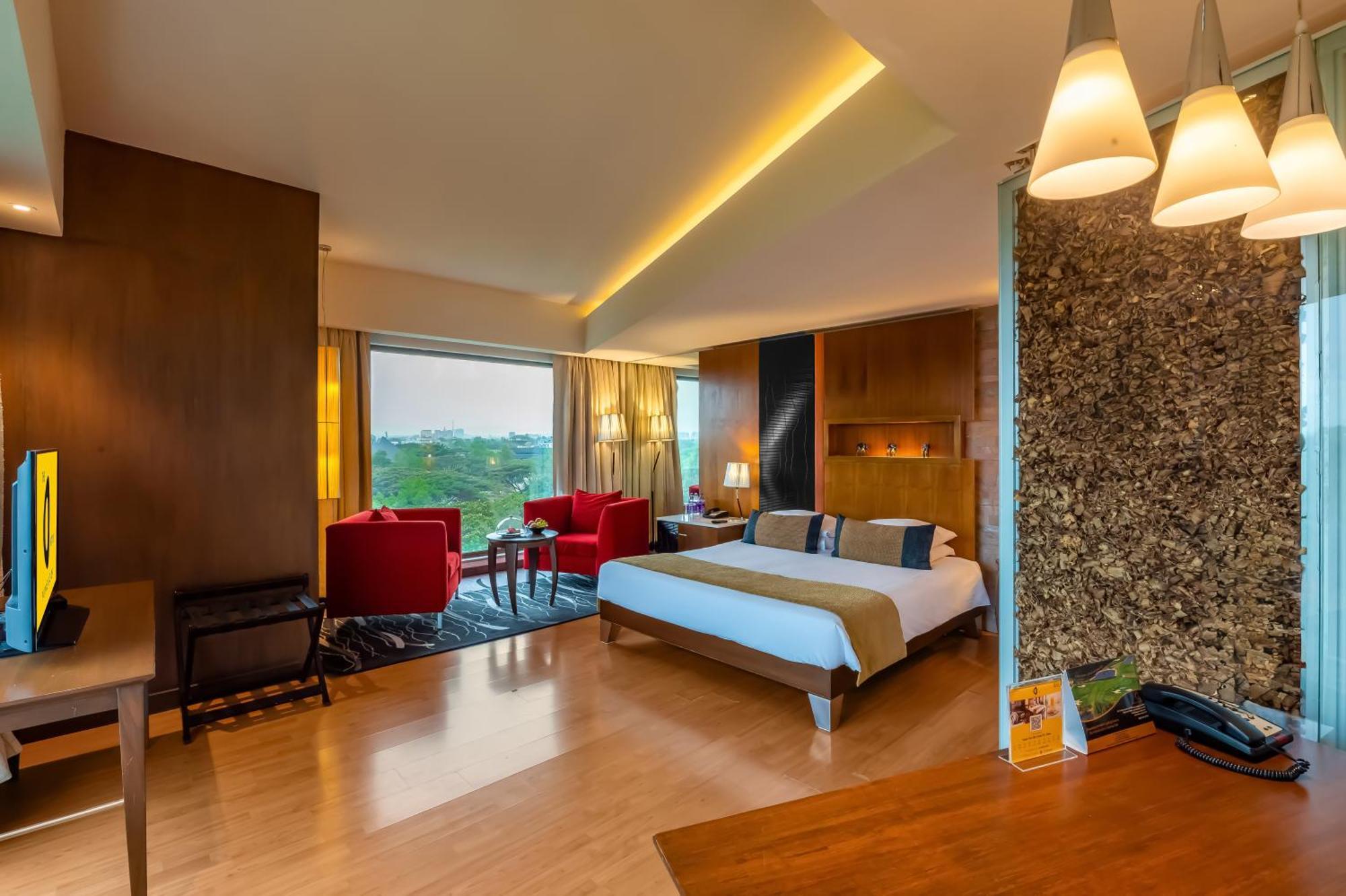 Hotel O 5*